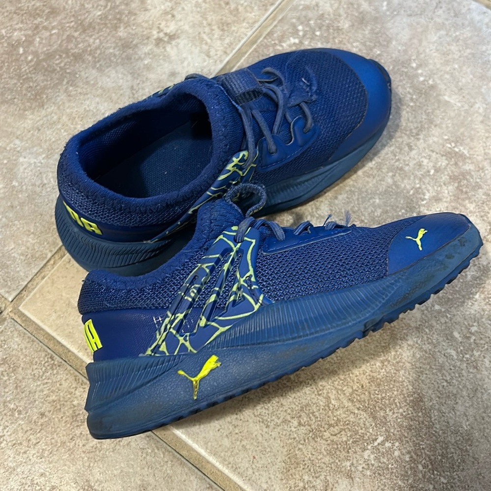 PUMA TODDLER SNEAKERS